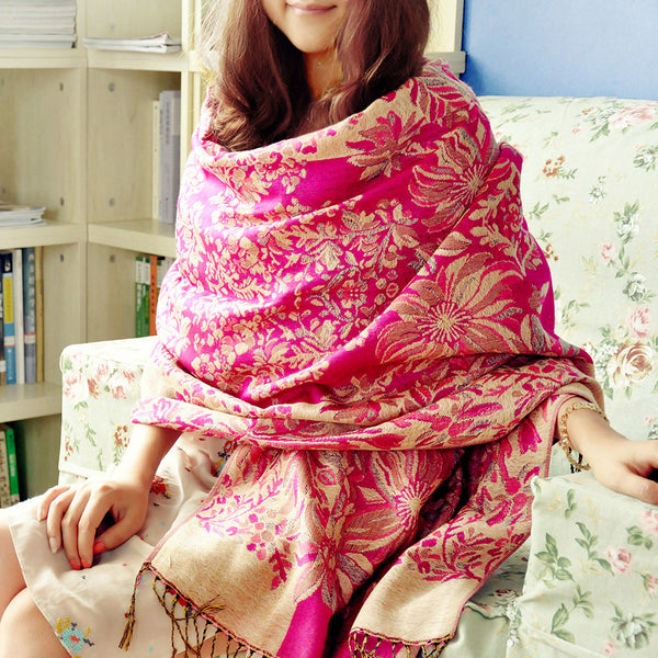 Jacquard Fringed Woman Shawl